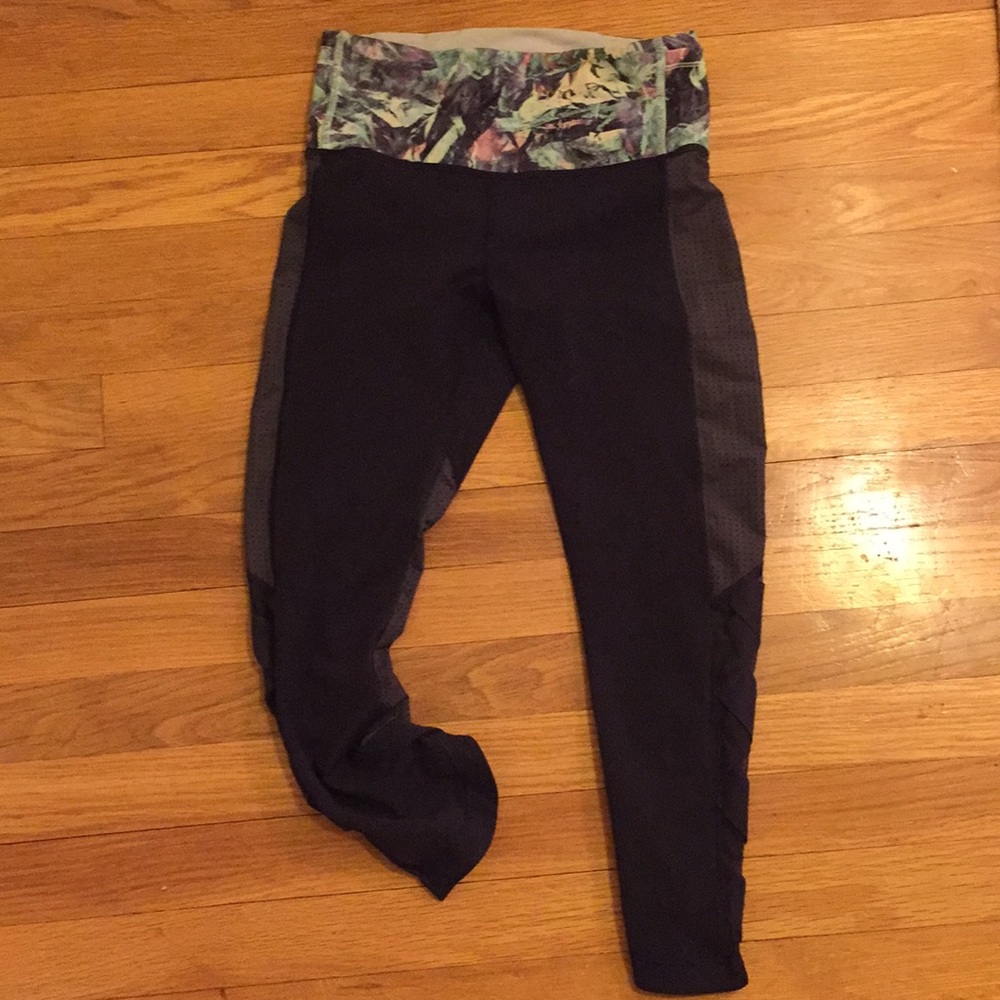 Lulu lemon crop pants